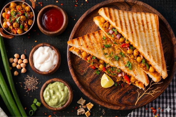Chatpate Chole Sandwich