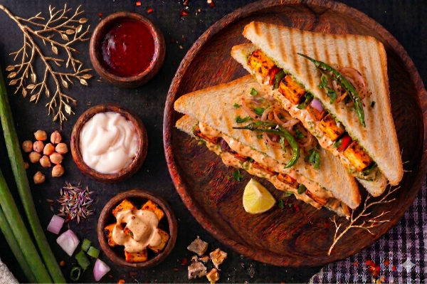 Tandoori Paneer Sandwich 